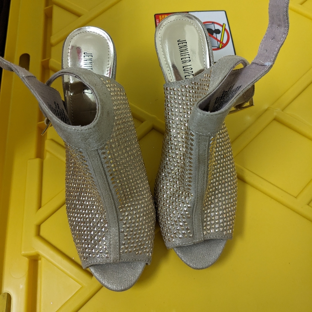 Jennifer Lopez High Heels gold size 8.5